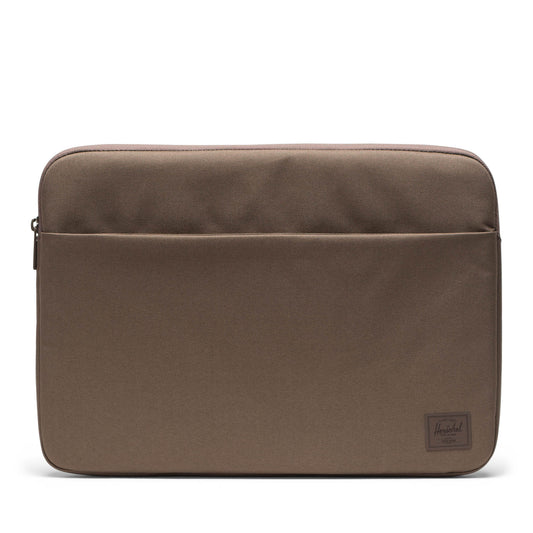 Herschel - Denman 15"-16" Sleeve Tech Light Chestnut