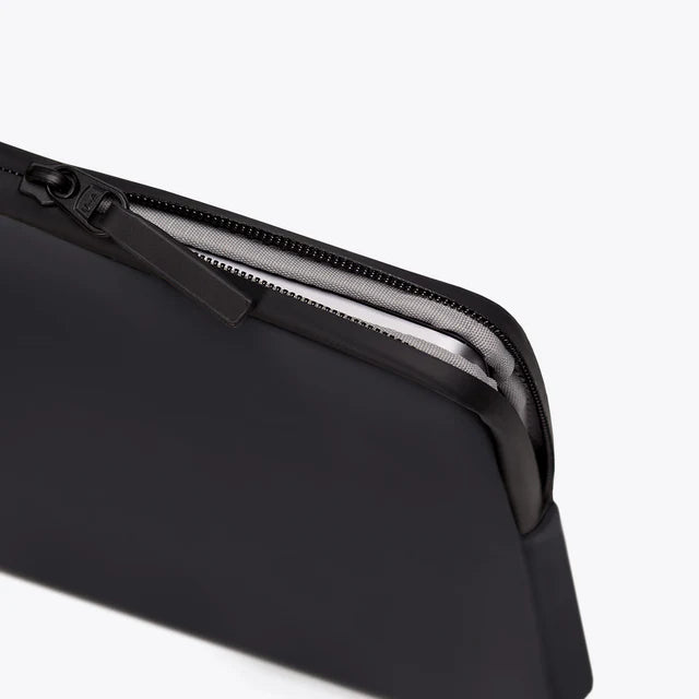Bolsa para MacBook 13/14 da Ucon Acrobatics - Preto