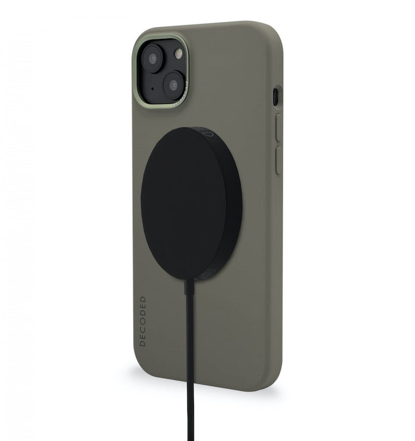 DECODED iPhone 14 AntiMicrobial Silicone Cover Olive