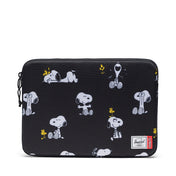 Herschel - Anchor 14" Sleeve Snoopy and Woodstock Black