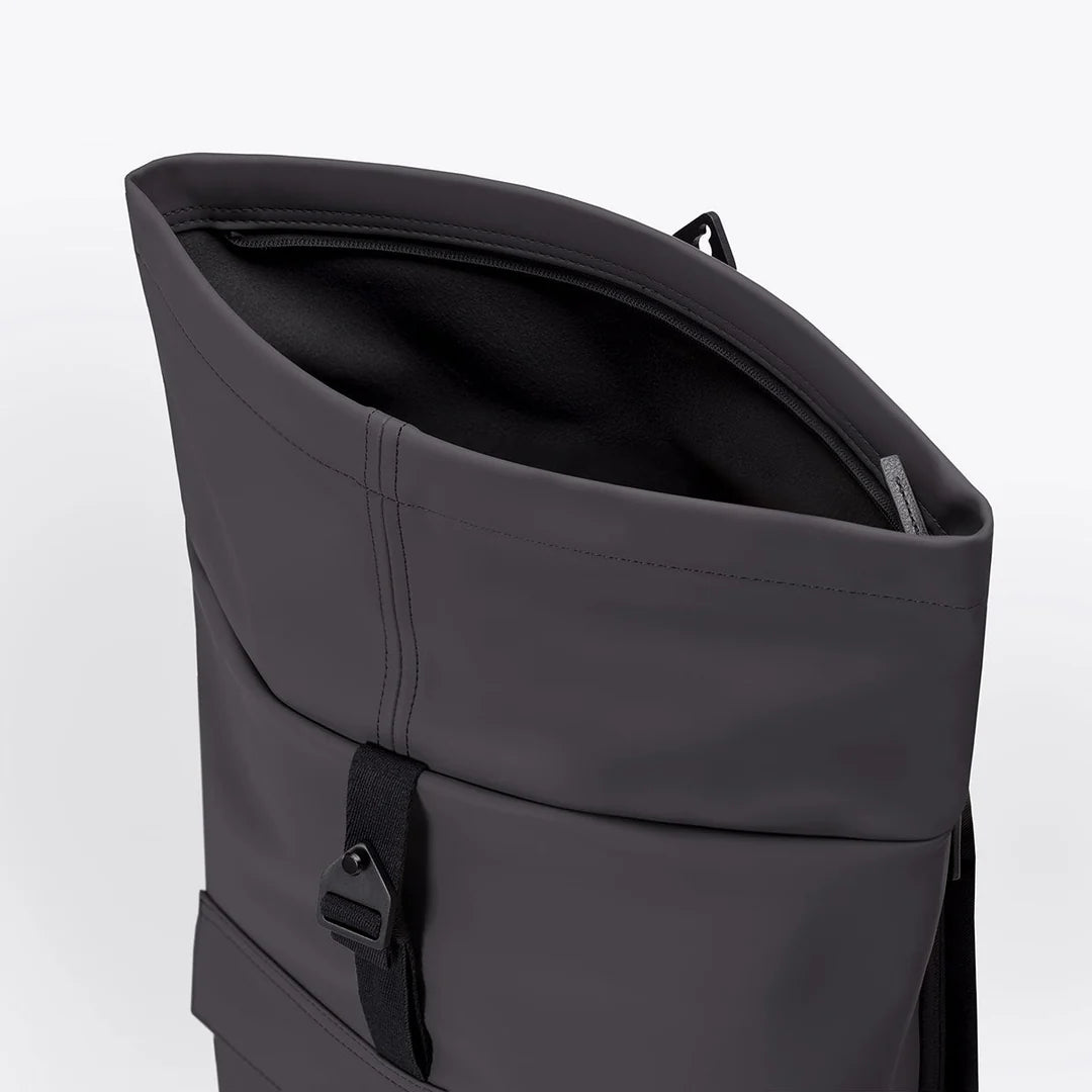 Mochila Ucon Jasper mini para MacBook 13/16 (12L) - Preto