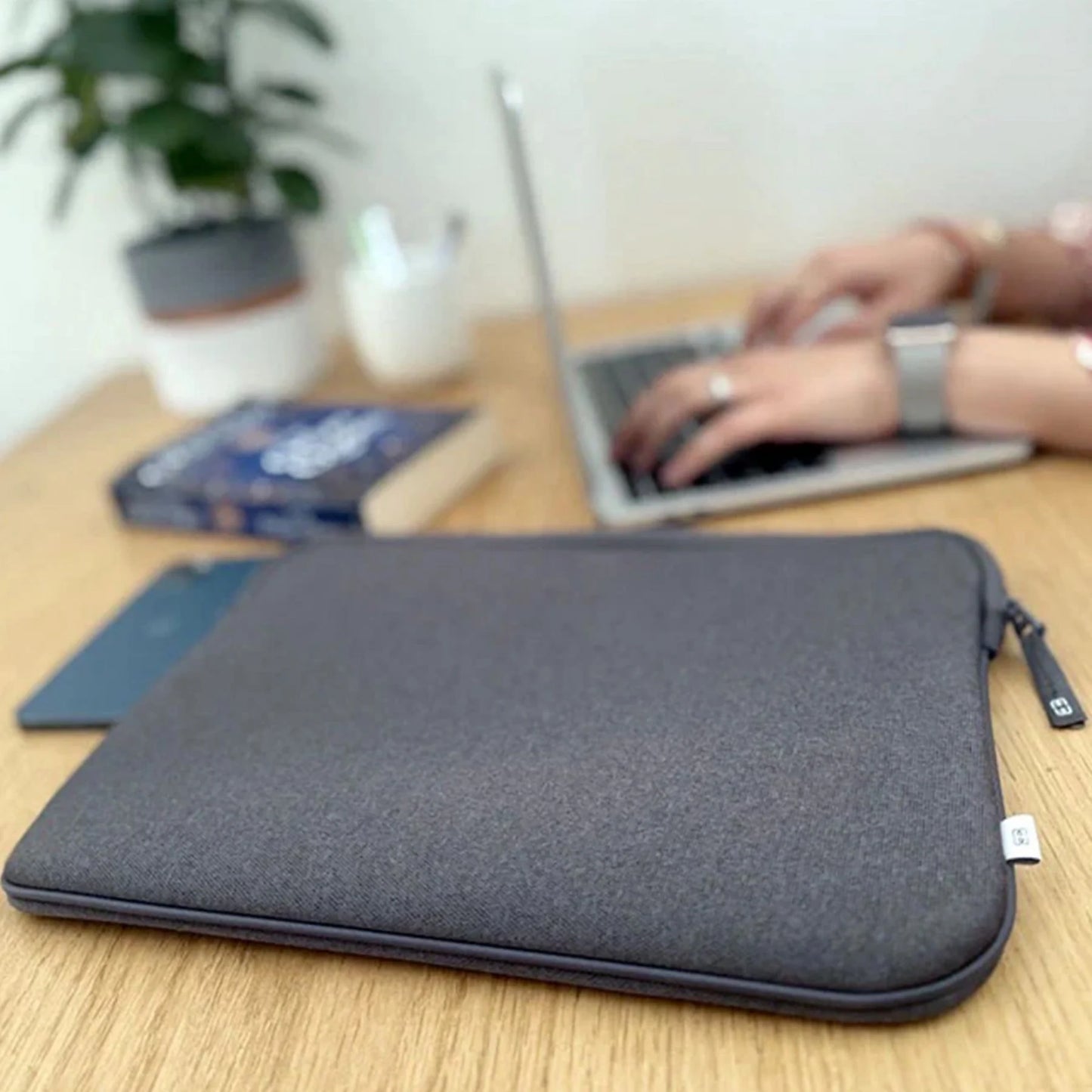 Sleeve MW para MacBook Pro 14" - Cinza