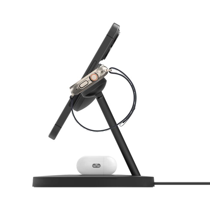 Belkin BOOST CHARGE PRO 3-em-1 Qi2 15w w/AW fast charge BK