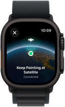 Apple Watch Ultra 3 com caixa em titânio preto, a mensagem "Continue a apontar para o satélite" é apresentada sobre uma imagem do planeta Terra com uma localização assinalada no ecrã, Loop Alpine